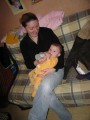 Elya tient son bib' - 002 * 576 x 768 * (63KB)